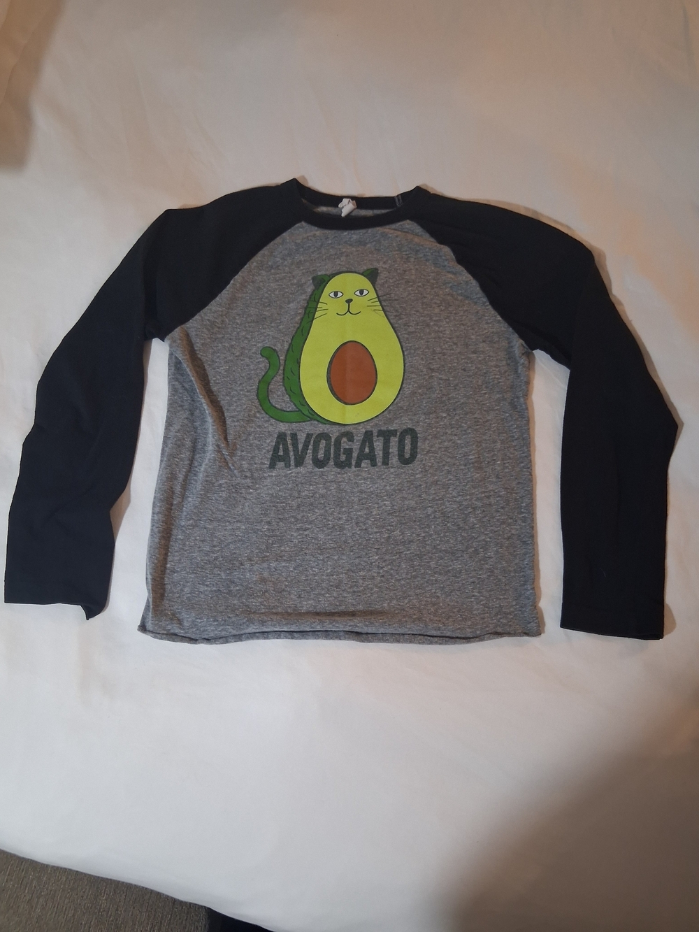 Avogato Kids Long-Sleeve Raglan Tee - Gray & Black